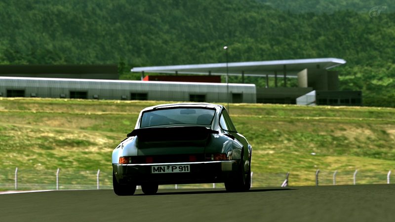 1347799241-fujispeedwaygt1b.jpg