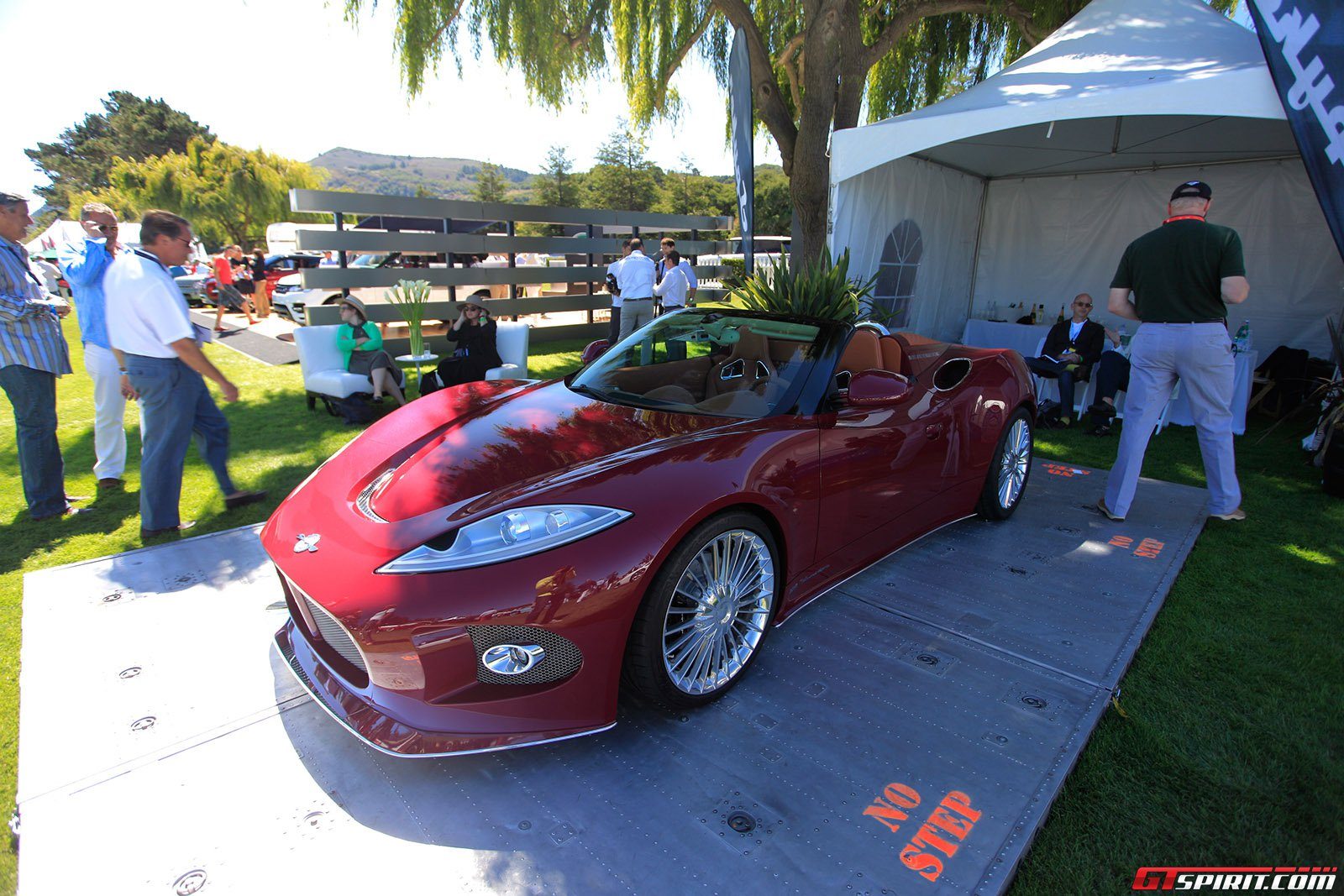 Spyker-B6-Venator-Spyder-Concept-Side.jpg