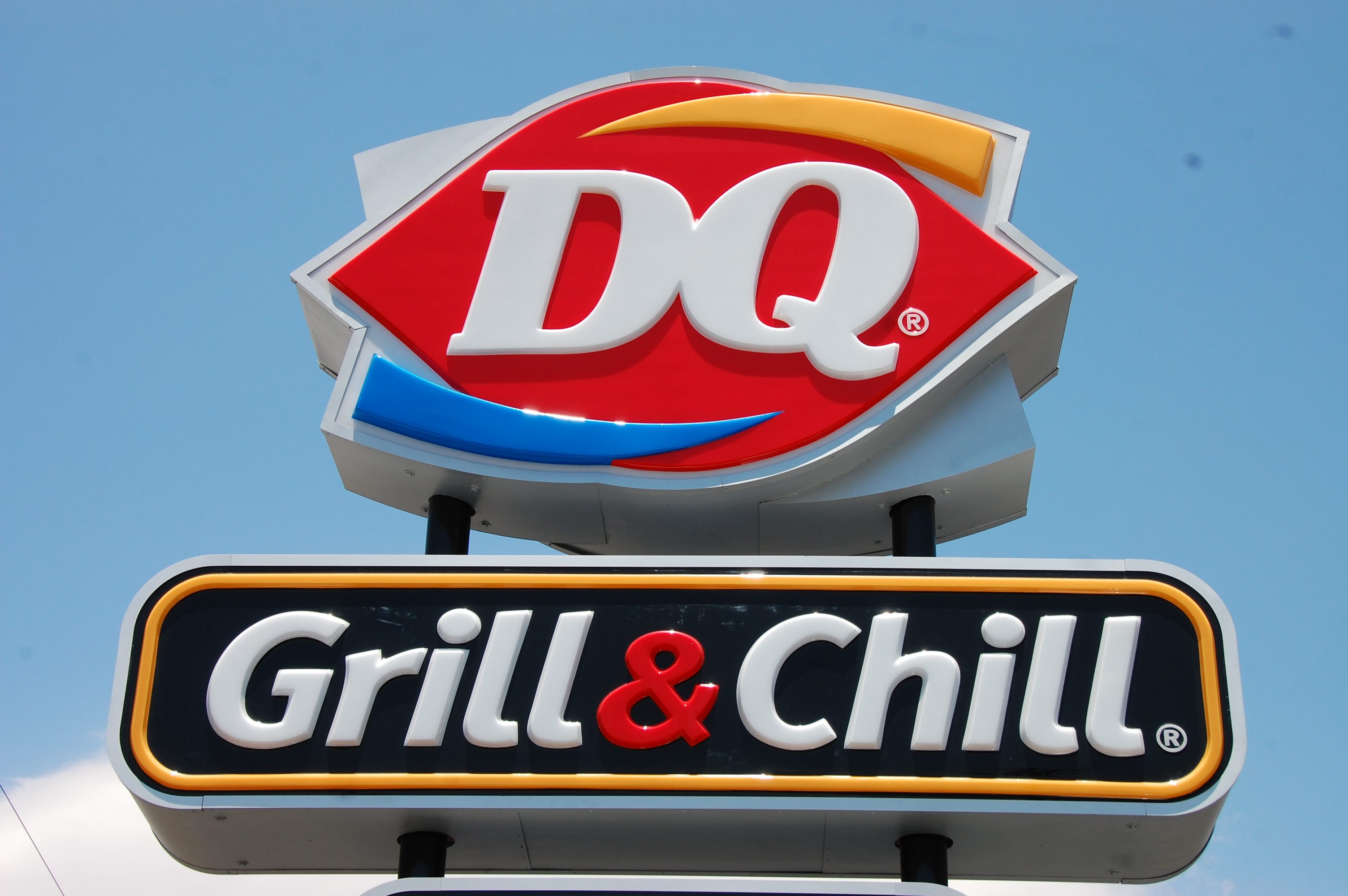 Dairy_Queen_Grill__Chill_sign.jpg