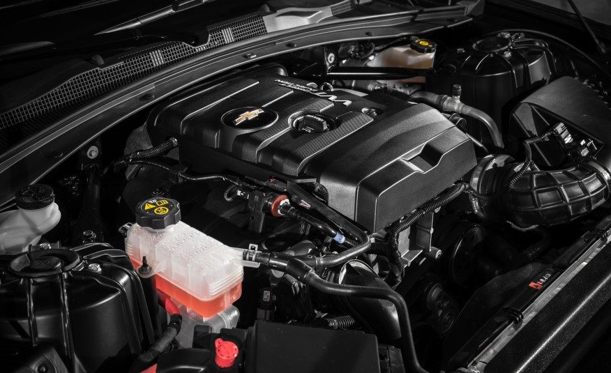 2016-Chevrolet-Camaro-RS-122-876x535.jpg