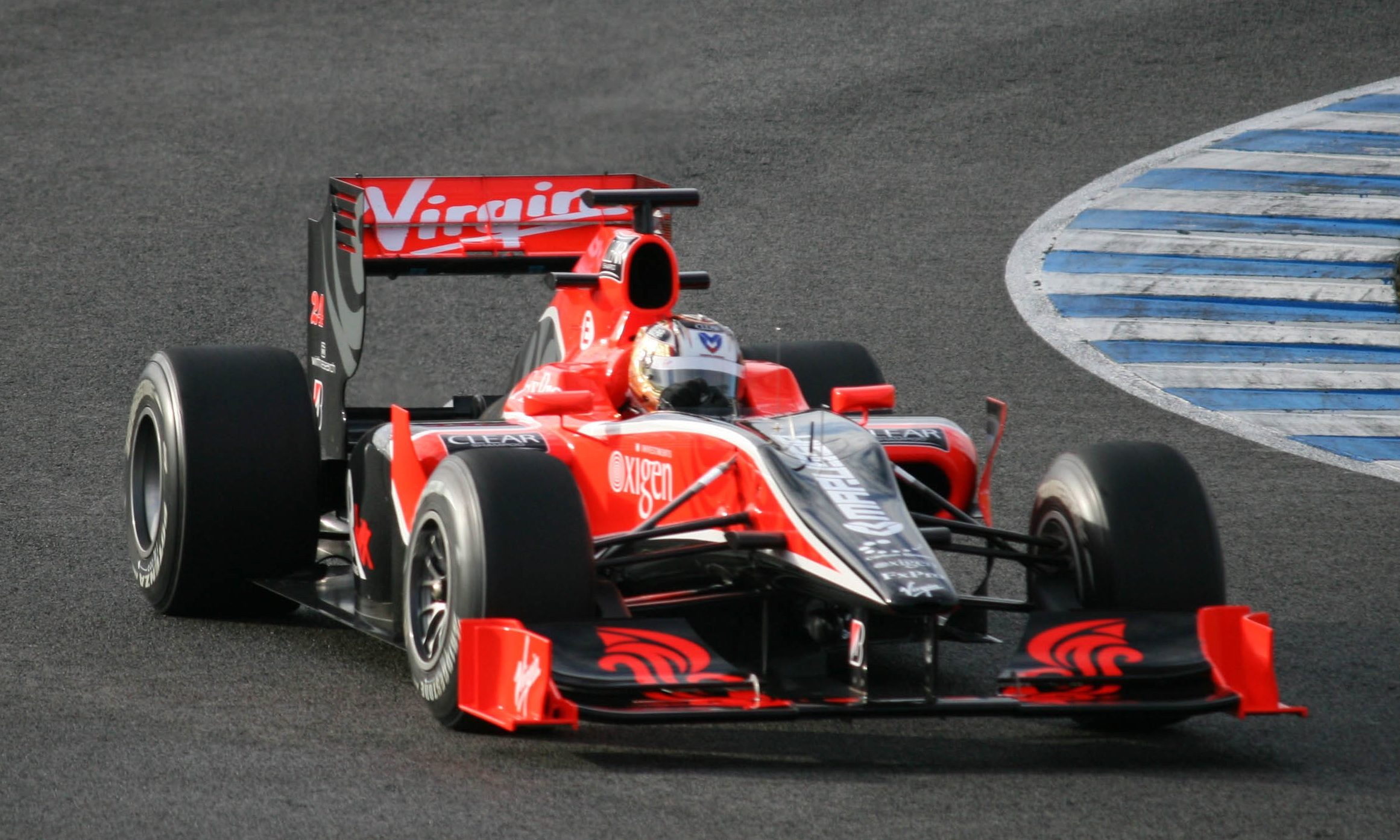 Virgin_VR-01_Jerez_(cropped).jpg