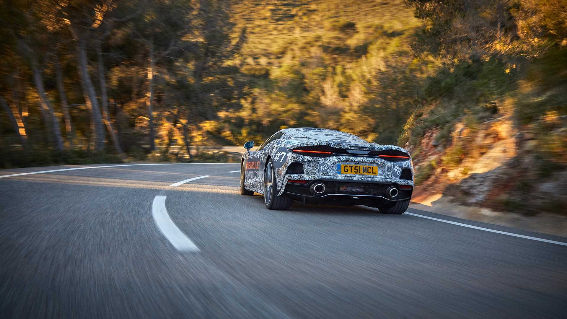 mclaren-grand-tourer-teaser.jpg