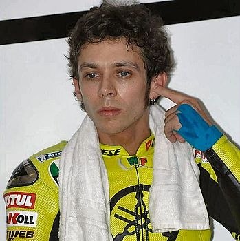 valentino_rossi_yamaha_.jpg
