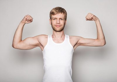 big-arm-small-arm.jpg