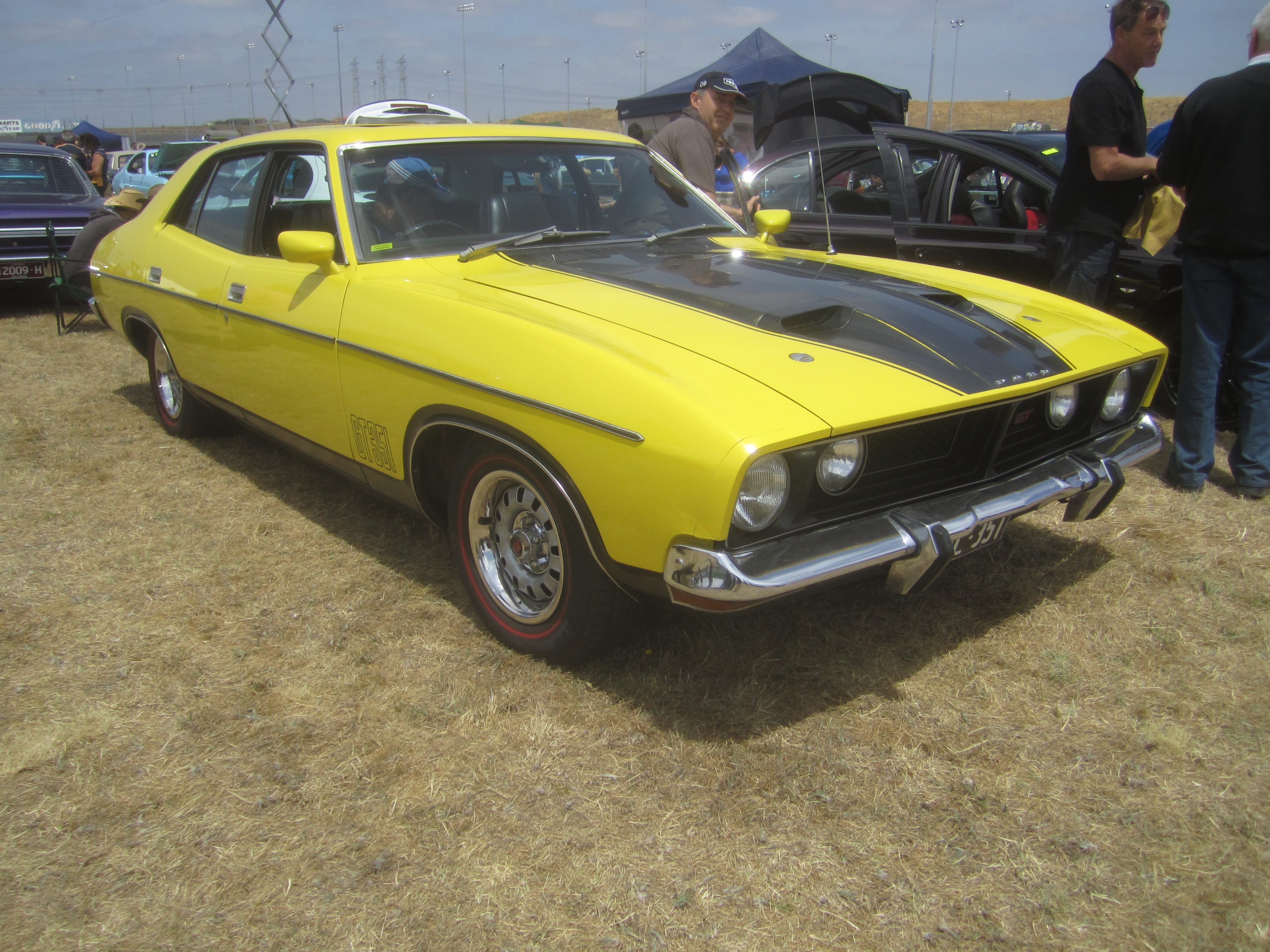 1974_Ford_Falcon_XB_GT_Sedan_Yellow_Blaze.jpg
