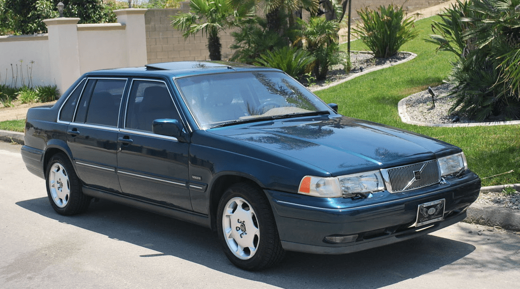1995_Volvo_960.png