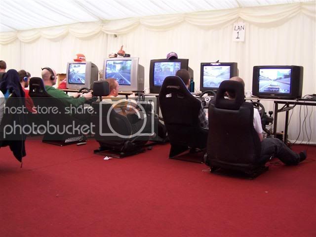 lan1racing.jpg