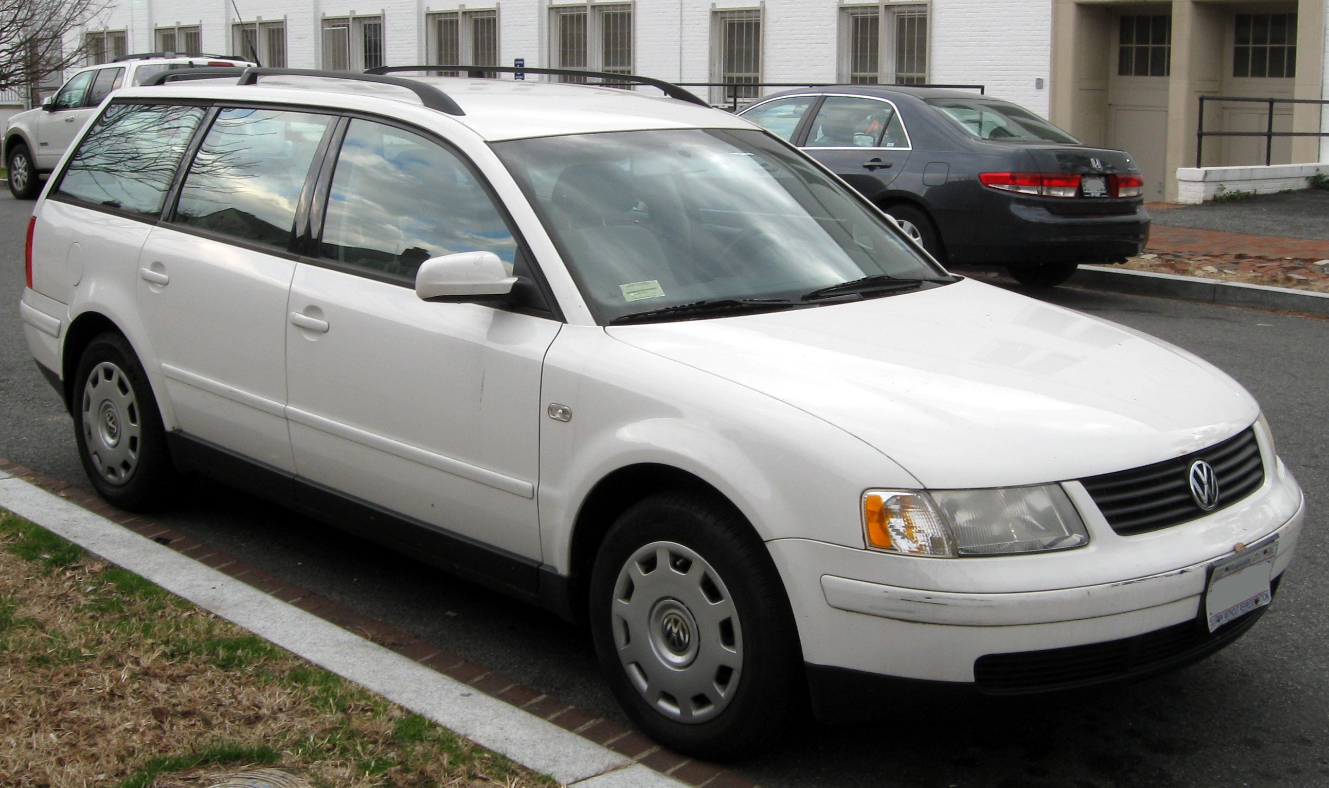 Volkswagen b5 универсал. Volkswagen Passat b5 1997 универсал. Volkswagen Passat b5 Wagon. Пассат б5 2000 универсал. Фольксваген Пассат б5 1998 универсал.