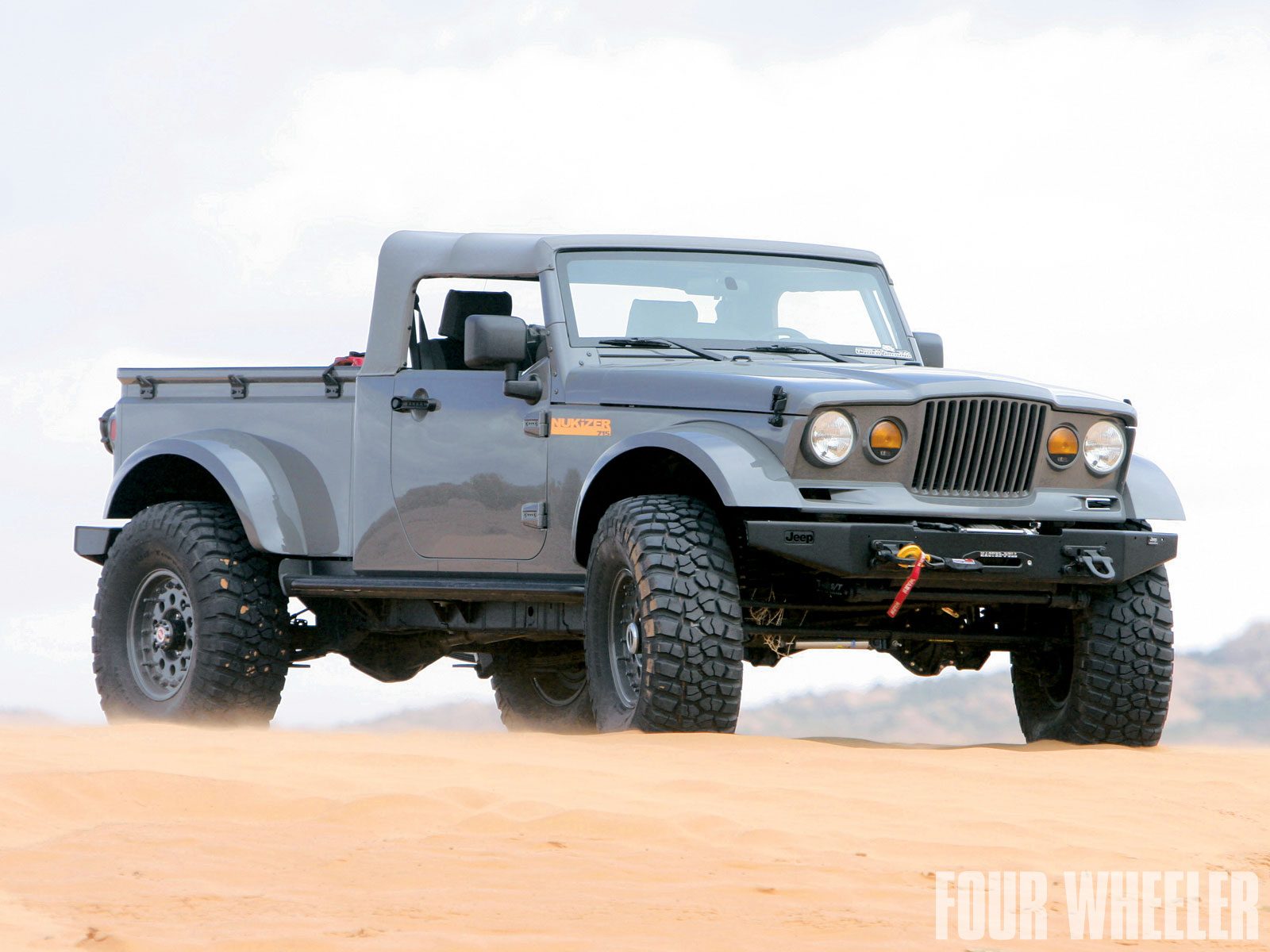 129_1008_07+mopar_chrysler_reviews+jeep_nukizer_715.jpg