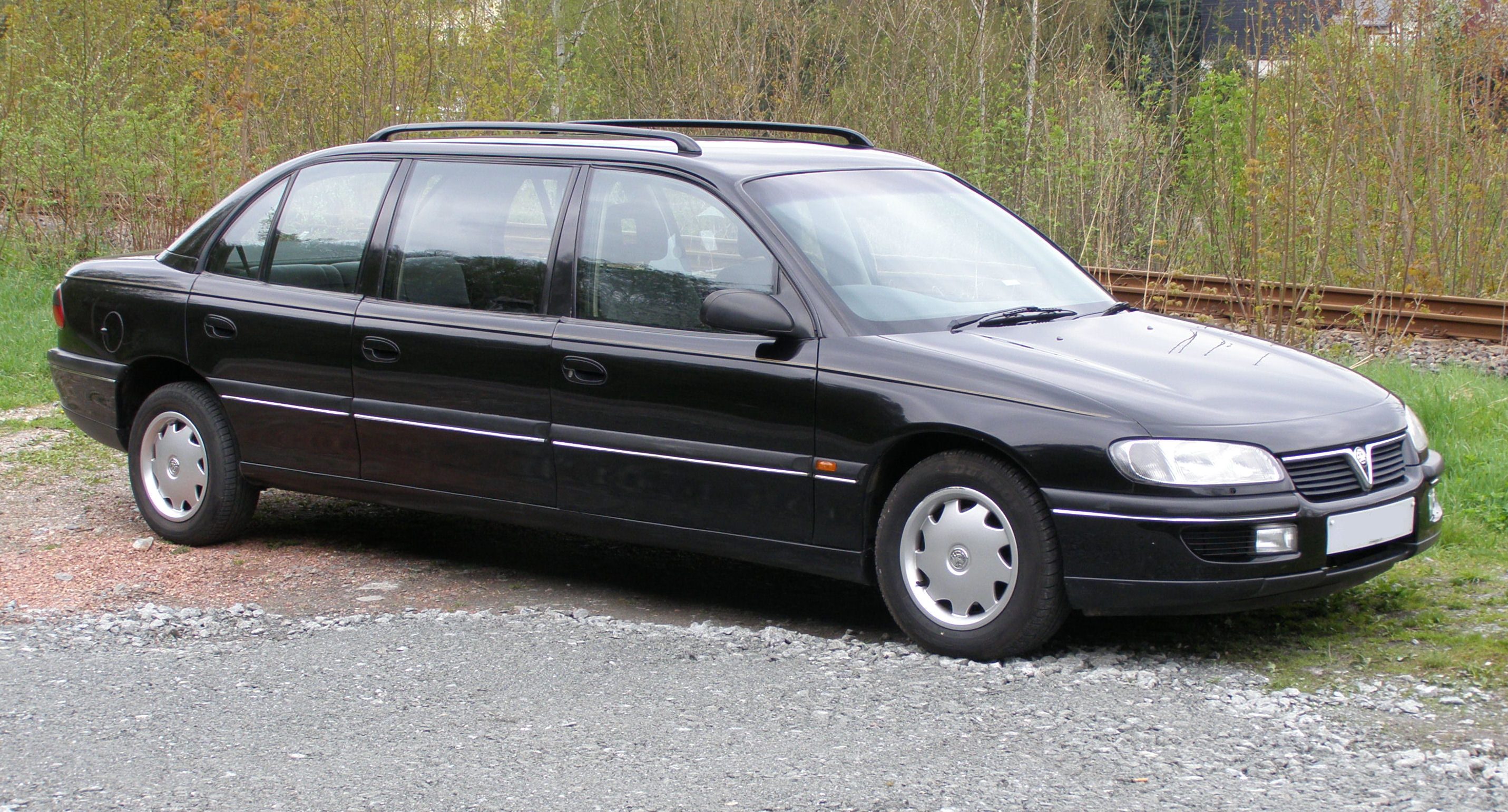 opel-omega-b-1995-models-113313.jpg