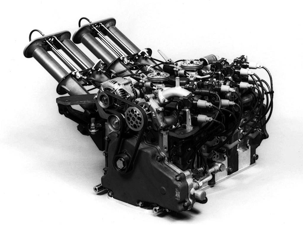 mazda_767_rotaryengine.jpg