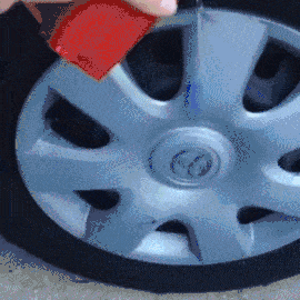 yxQD5r.gif