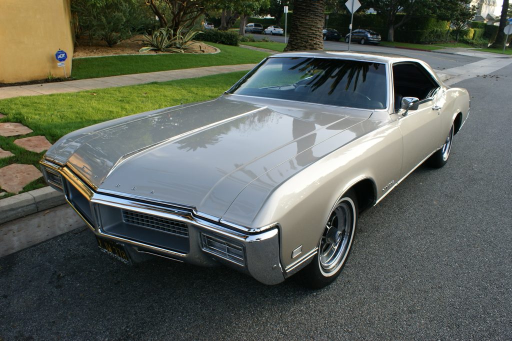 buick196881617.jpg