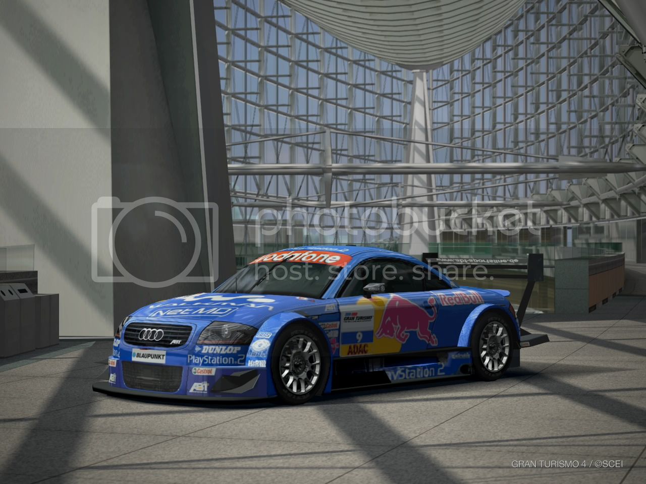 ShowroomTT8AbtTouringCar02.jpg