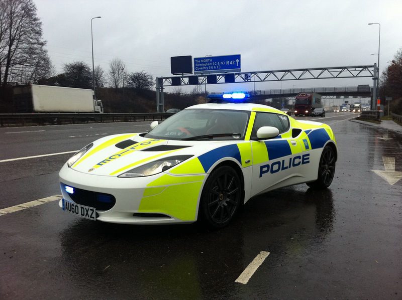 lotus-evora-police-c_800x0w.jpg