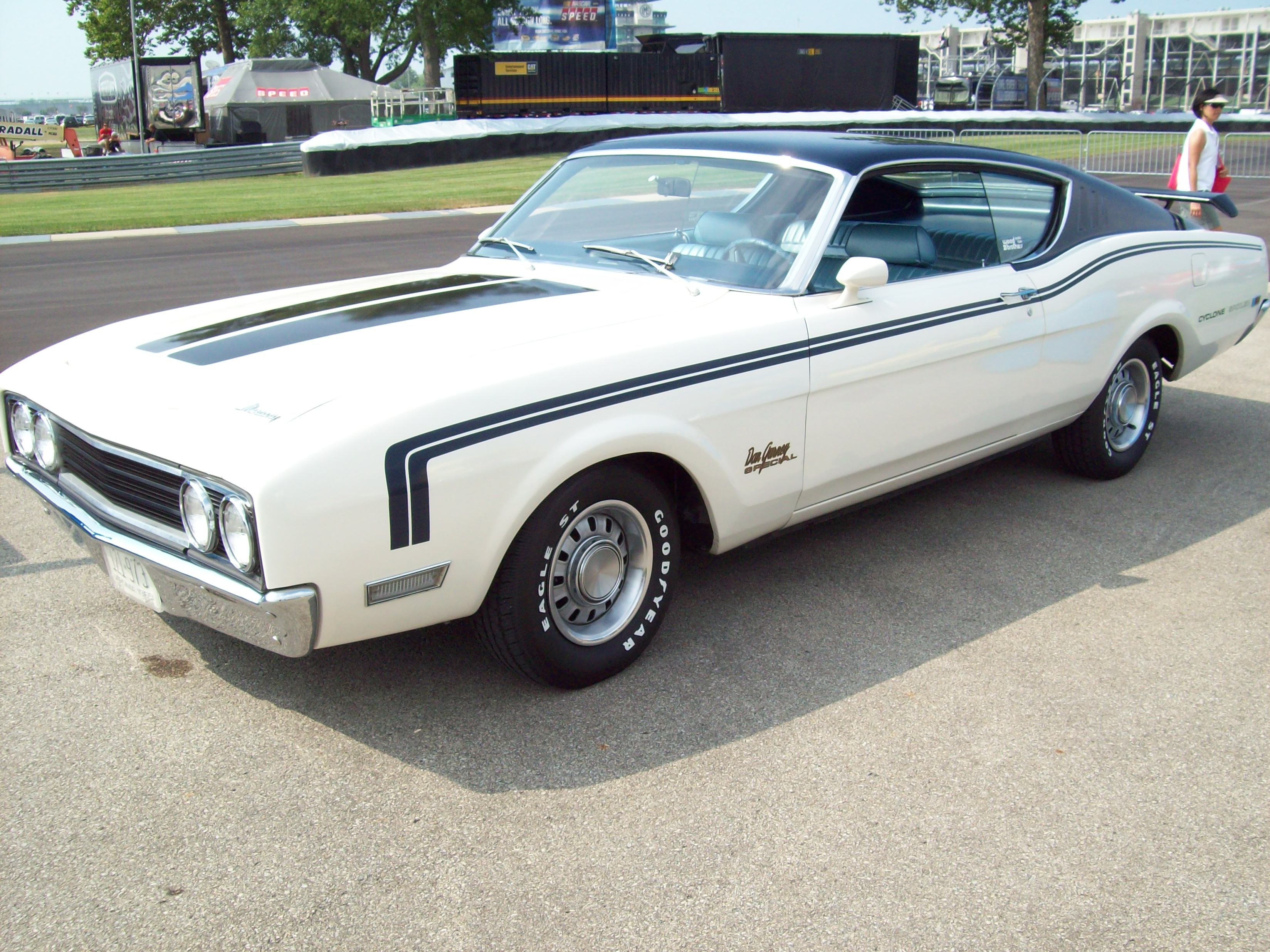 Mercury_Cyclone_Spoiler_II_Dan_Gurney.jpg