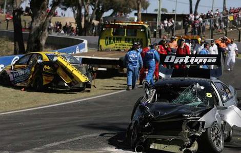 js07n_crash_wideweb__470x298,0.jpg