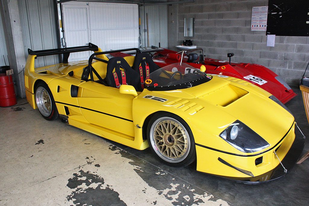 Ferrari-F40-Barchetta.jpg