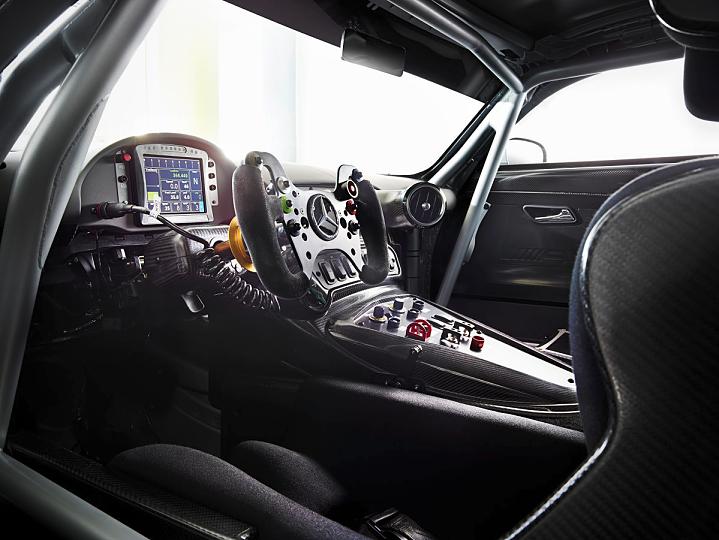 mercedes-amg-gt3-3-.jpg