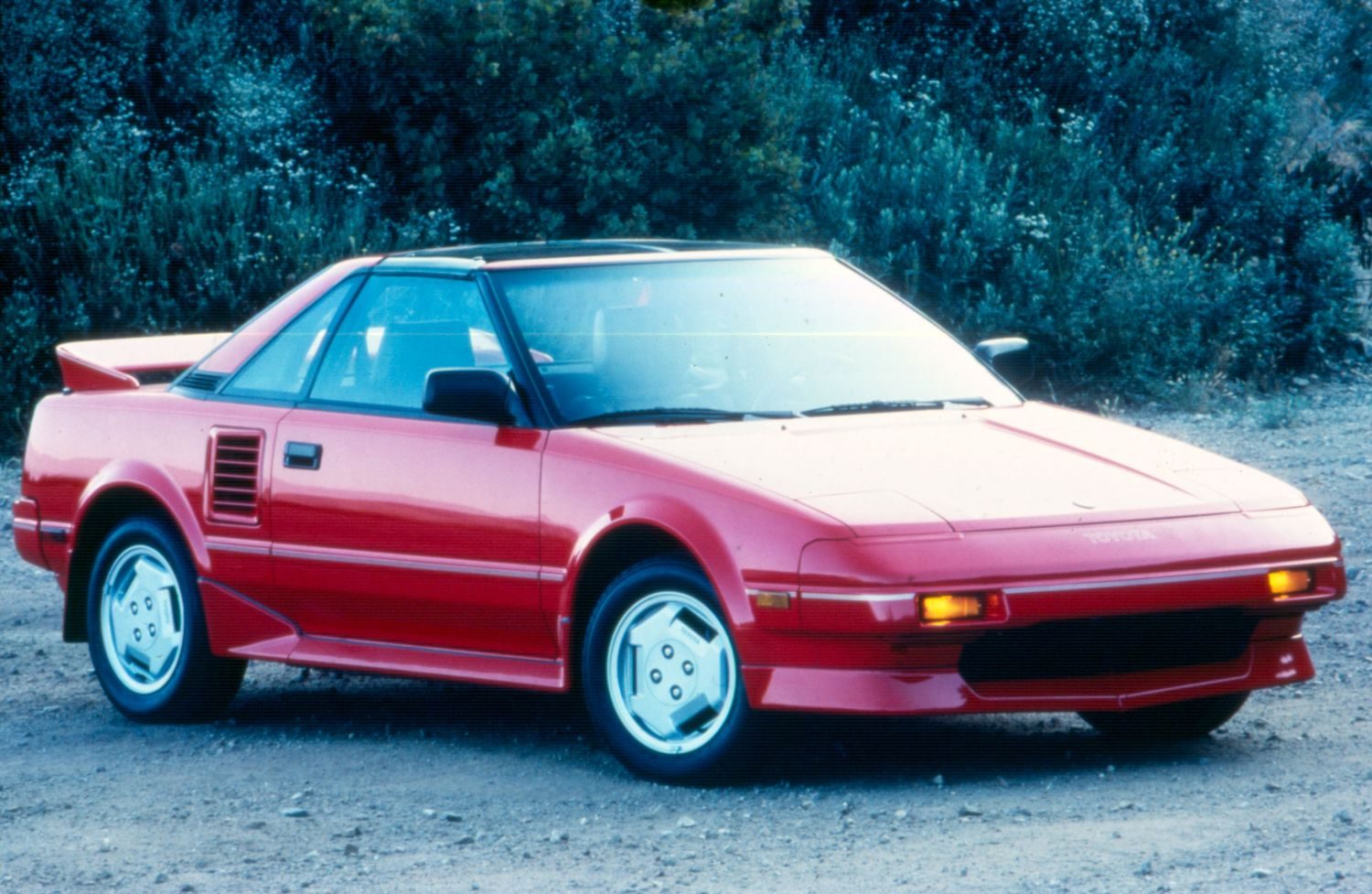 1998001_1987_MR2.jpg