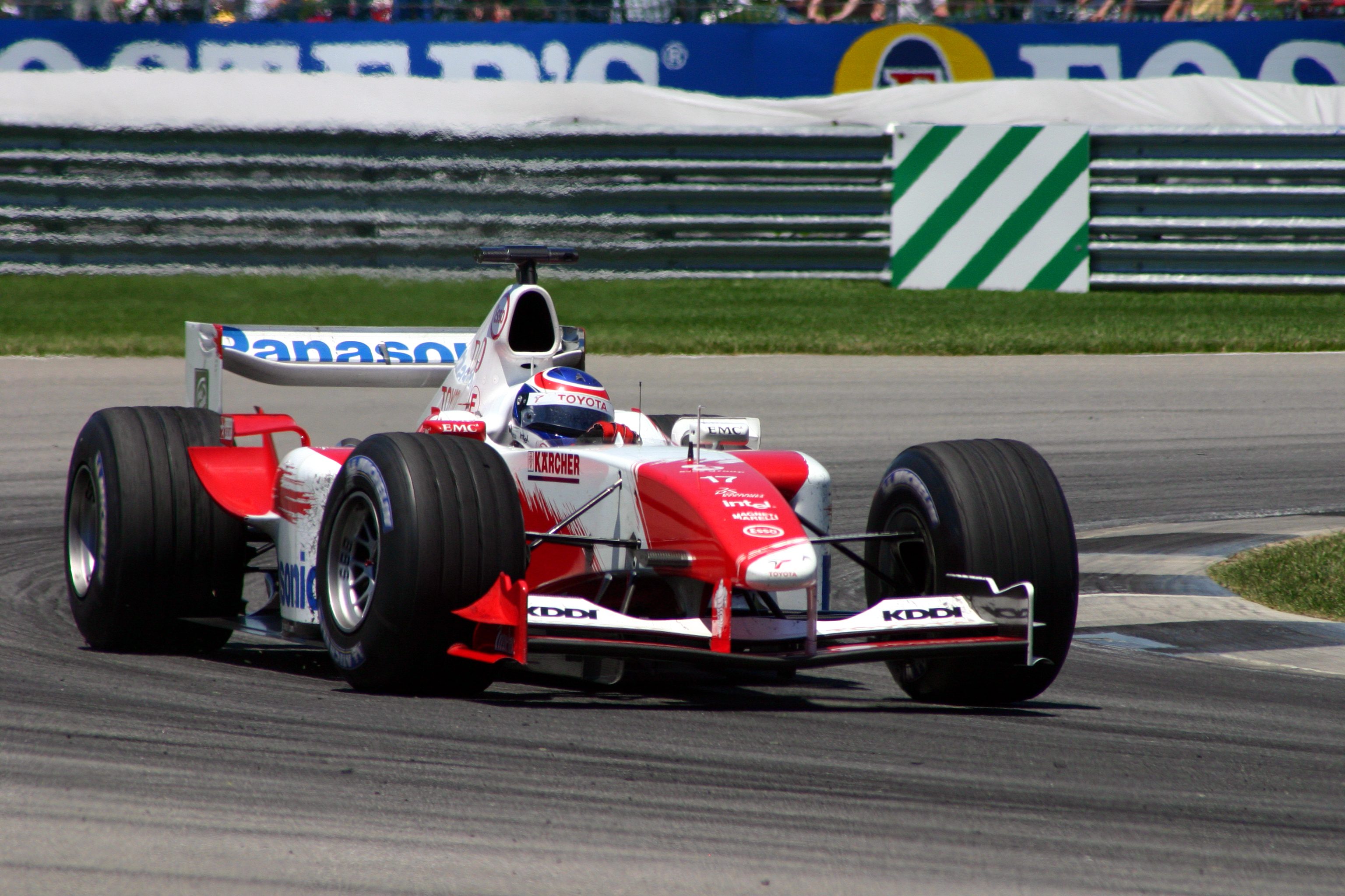 Toyota_f1_usgp_2004.jpg