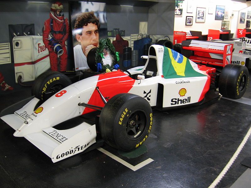 800px-Mclaren_MP4_8.jpg