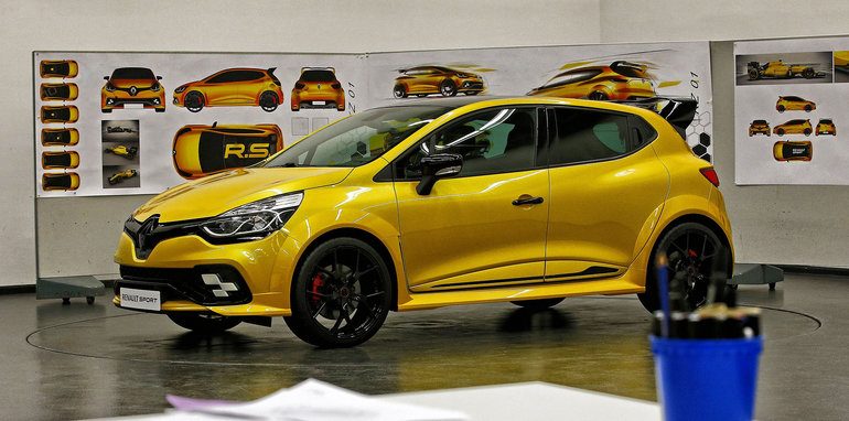 renault-clio-rs-16-front.jpg