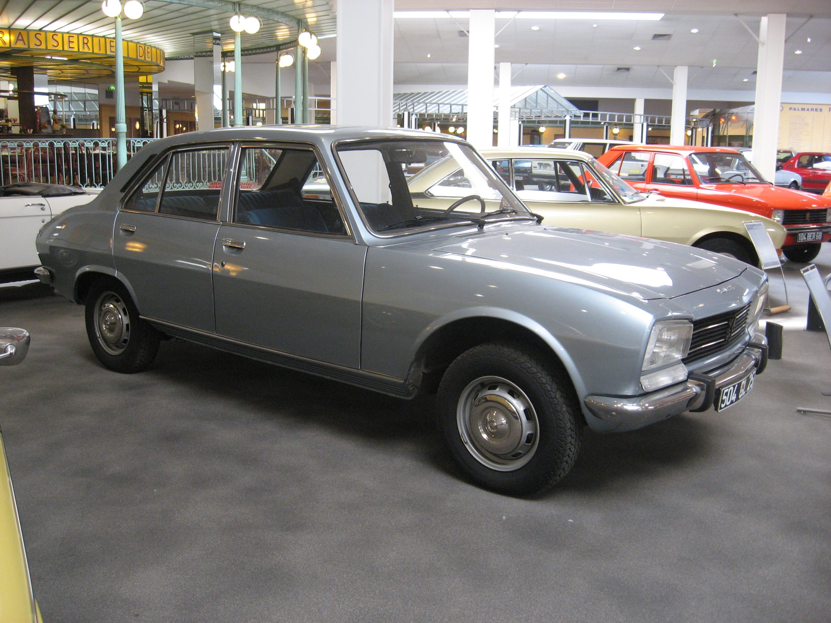 Peugeot_504.jpg