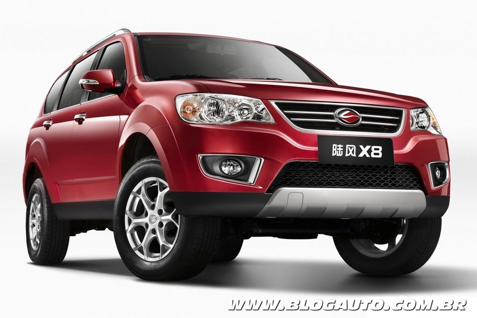 Landwind-X8-1.jpg