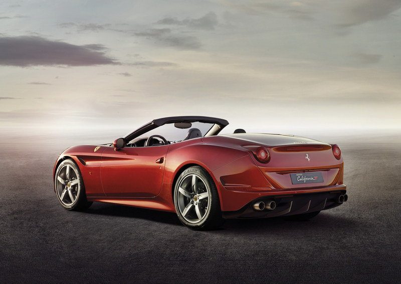 2014-ferrari-california-6_800x0w.jpg