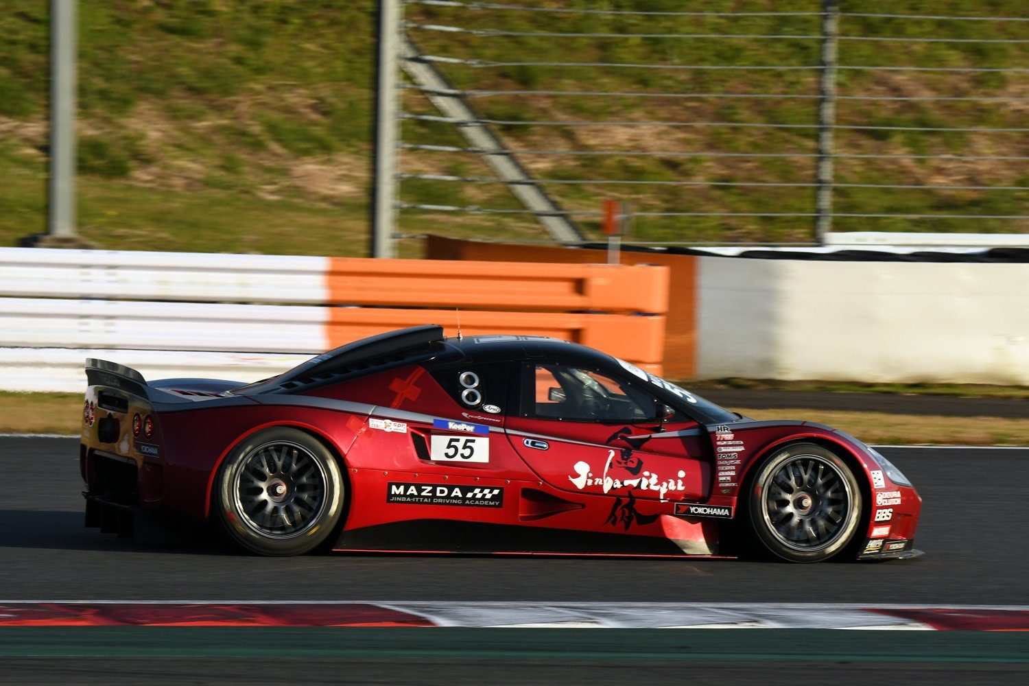 EKSJBnnUEAADqgN.jpg:large