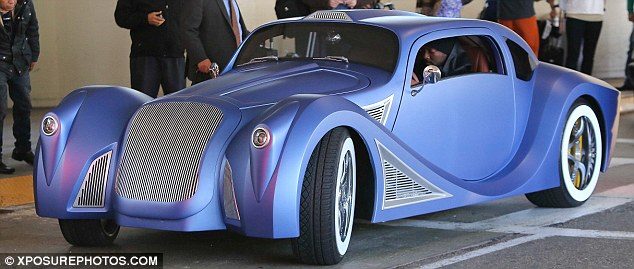 article-0-196FF7DA000005DC-684_634x269.jpg