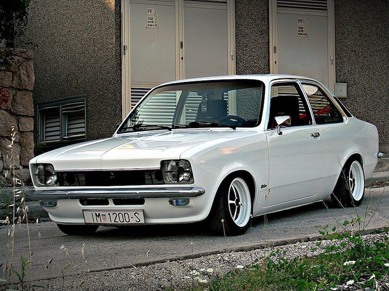 stance-blitzbanchekadett.jpg