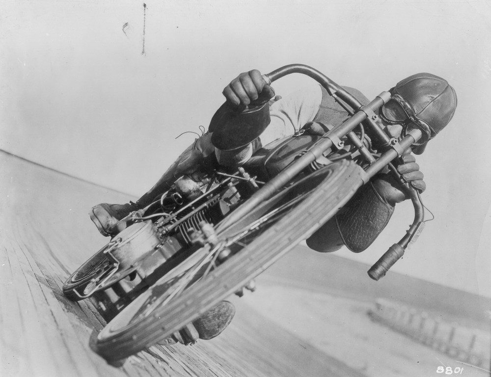 board-track-1000x769.jpg