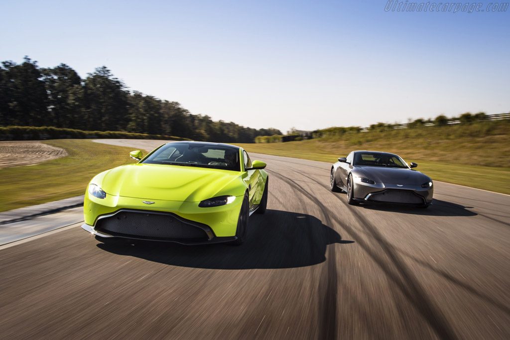 Aston-Martin-Vantage-131826.jpg