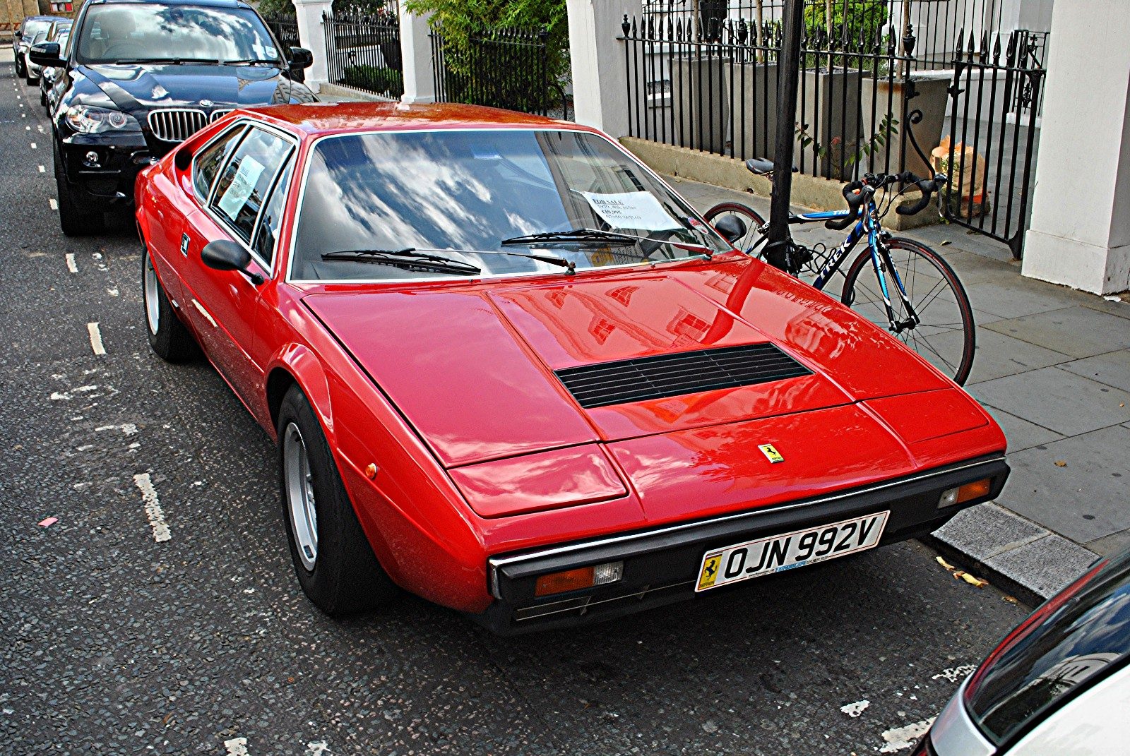 Ferrari_308_GT4_in_London.jpg