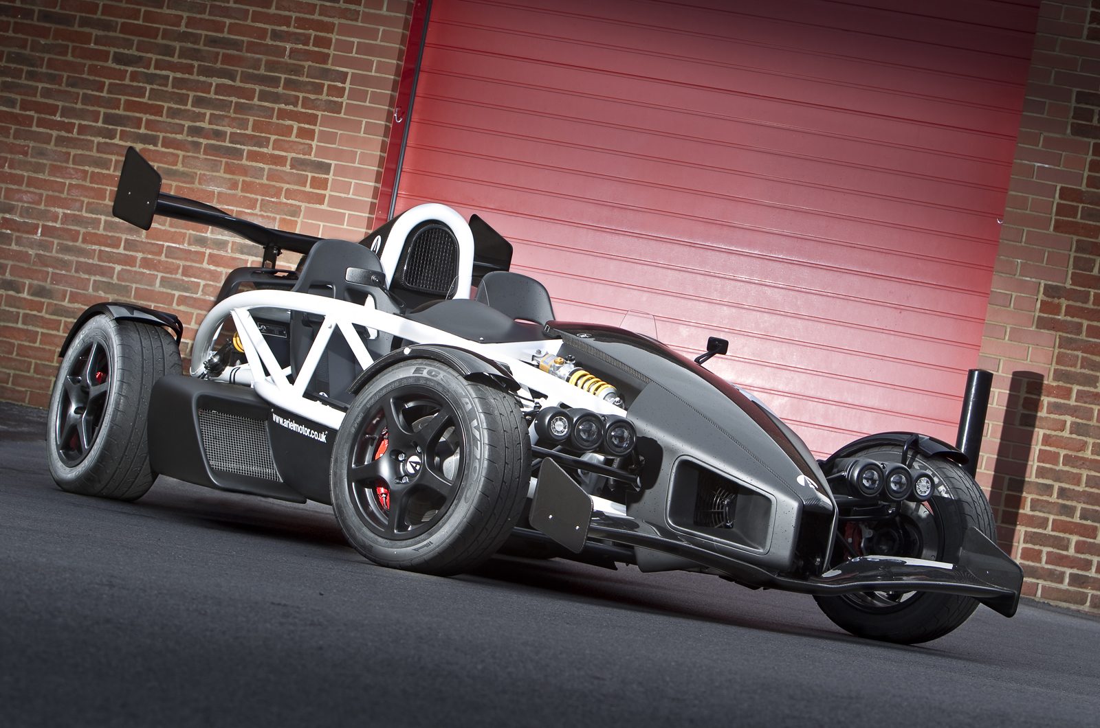 atom-35-r-001.JPG