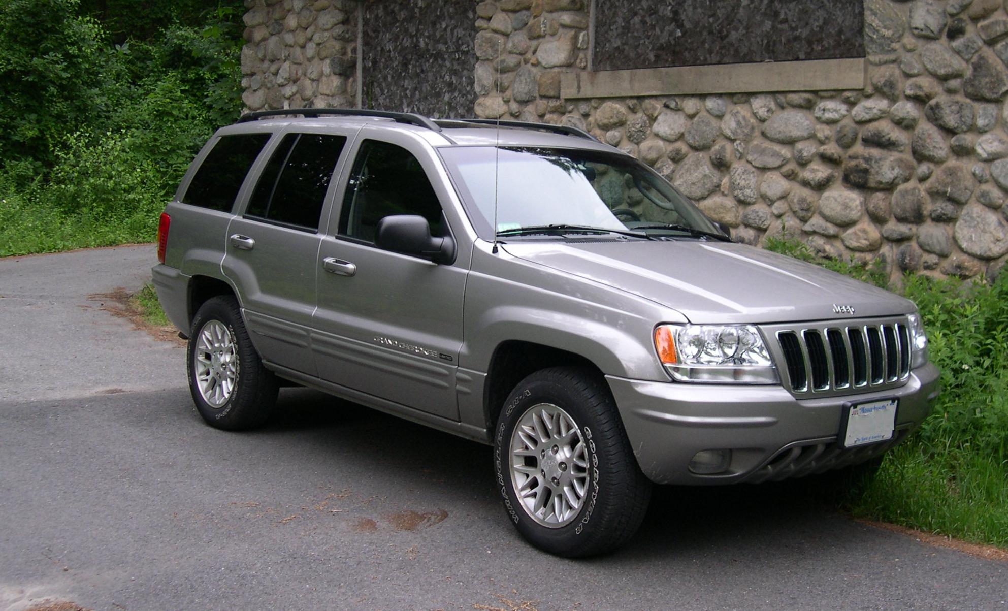 Jeep_Grand_Cherokee_WJ_34h.jpg