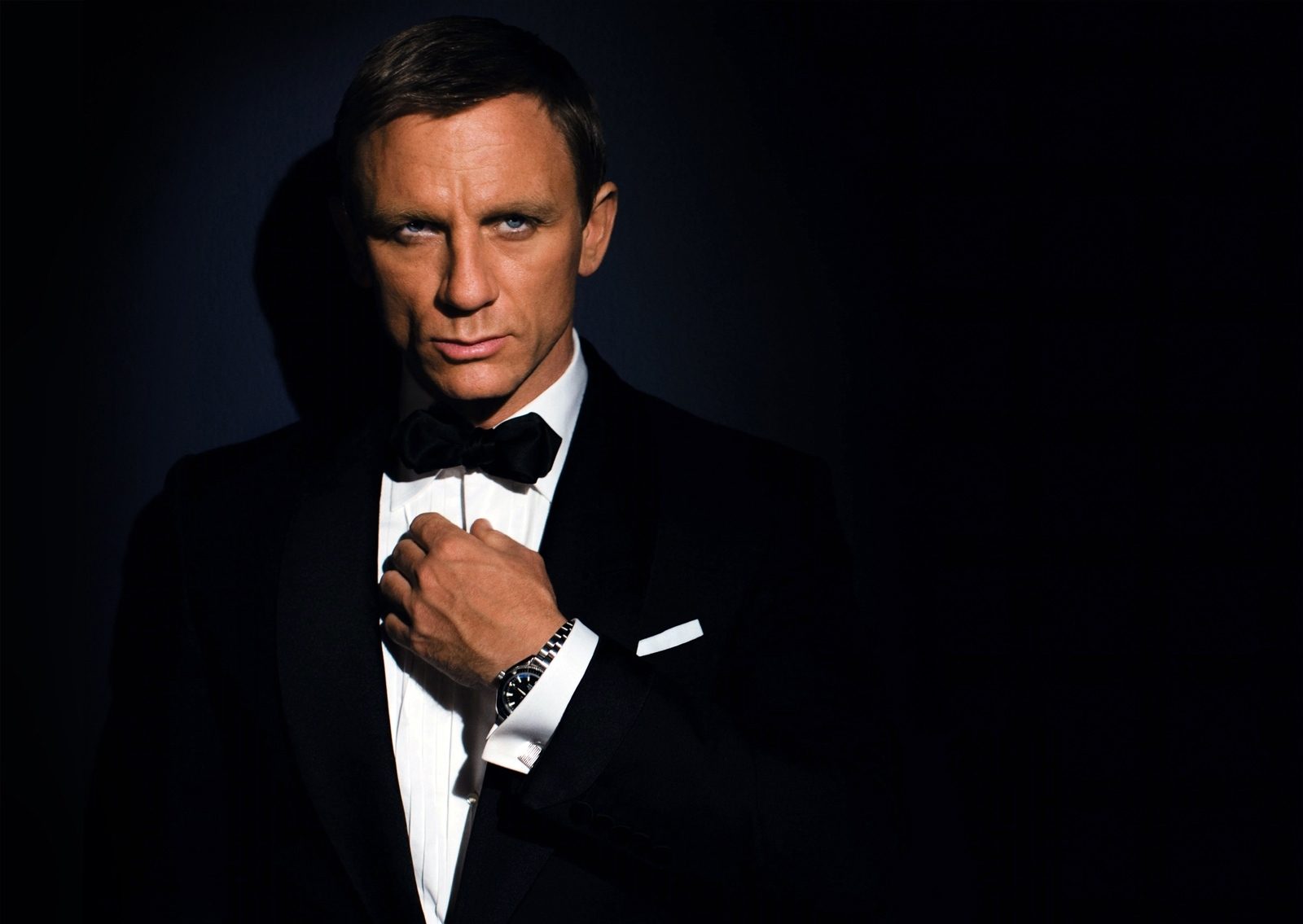 James-Bond1.jpg