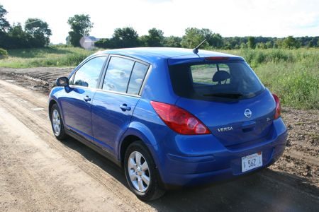 nissan-versa-review-post-4505.jpg