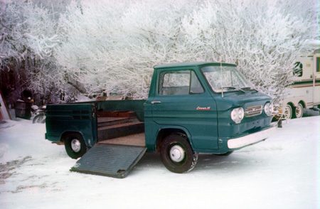 1961corvair.jpg