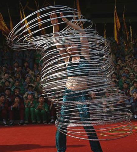 100-hula-hoops.jpg