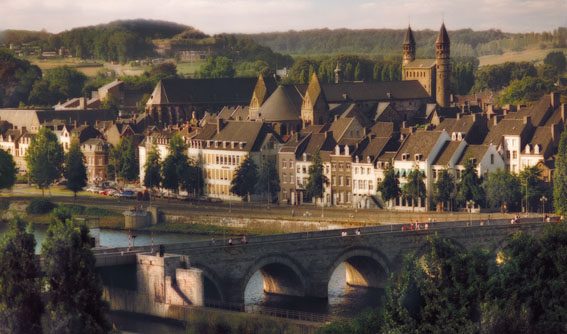 SKYLINE_20MAASTRICHT.jpg