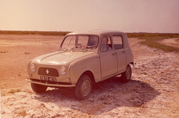 10884-Renault3.jpg