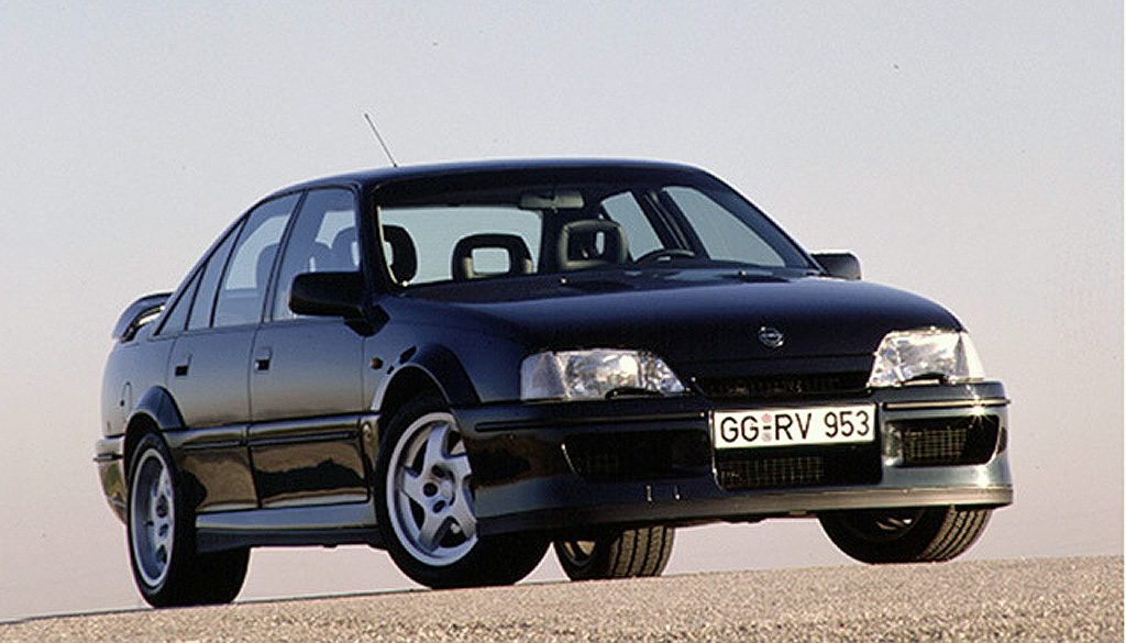 opel-lotus_omega_13.jpg