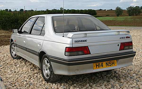 Peugeot_405-Mi16_Rear.jpg