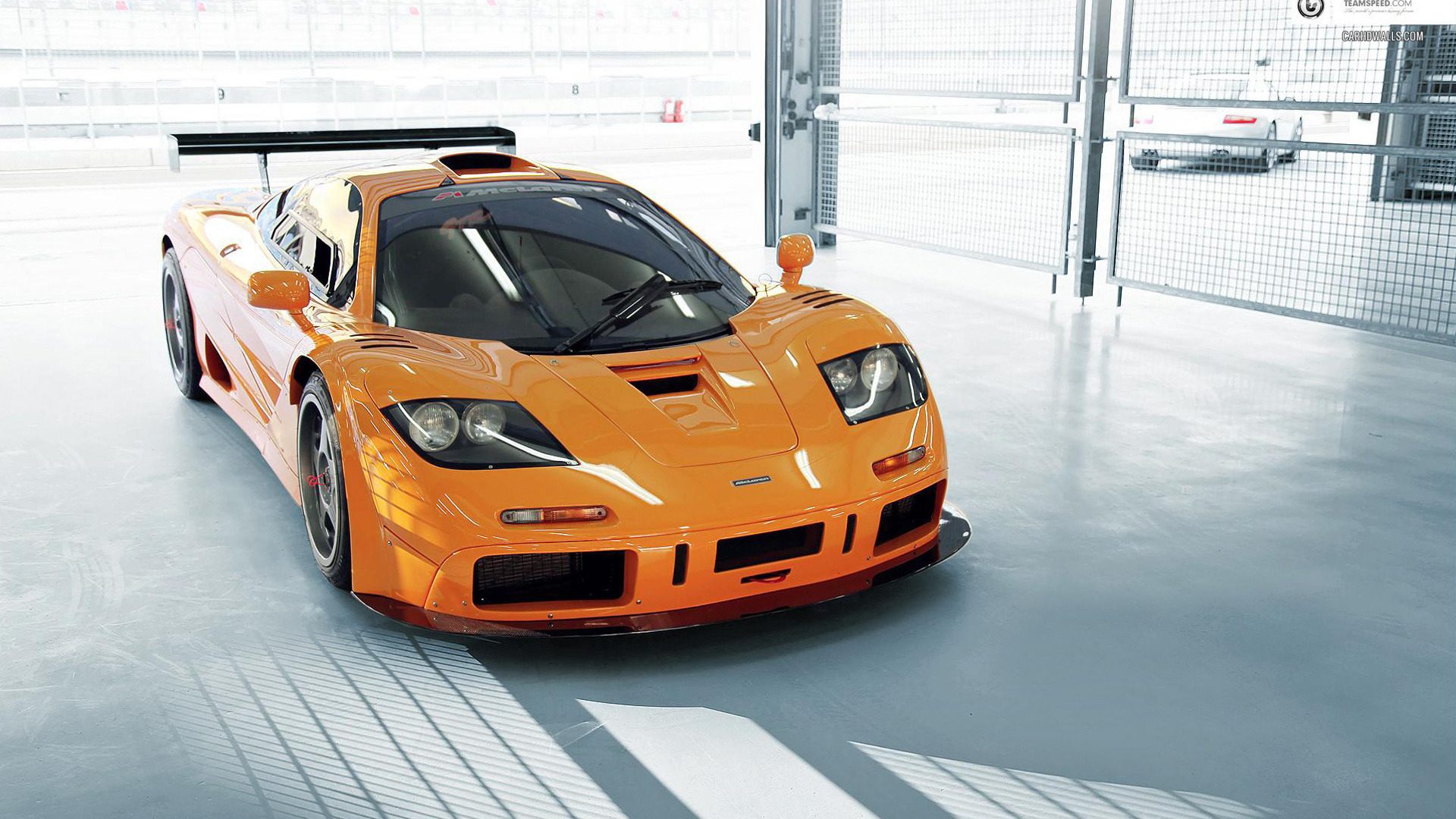 mclaren-f1-gtr-552-1920x1080.jpg