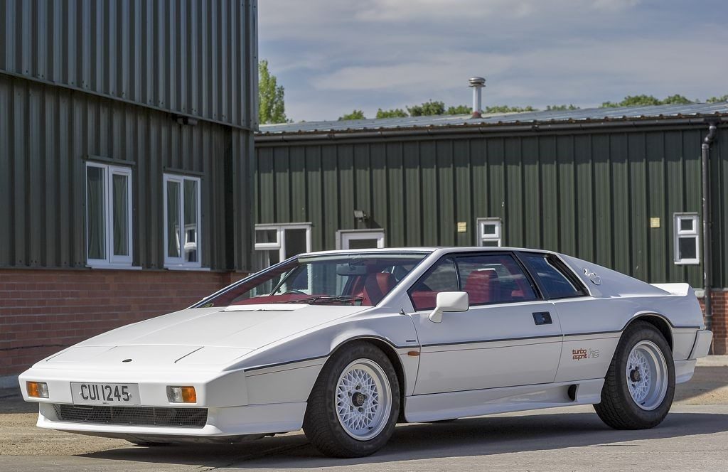 lotus-esprit-coupe-petrol_24875605.jpg