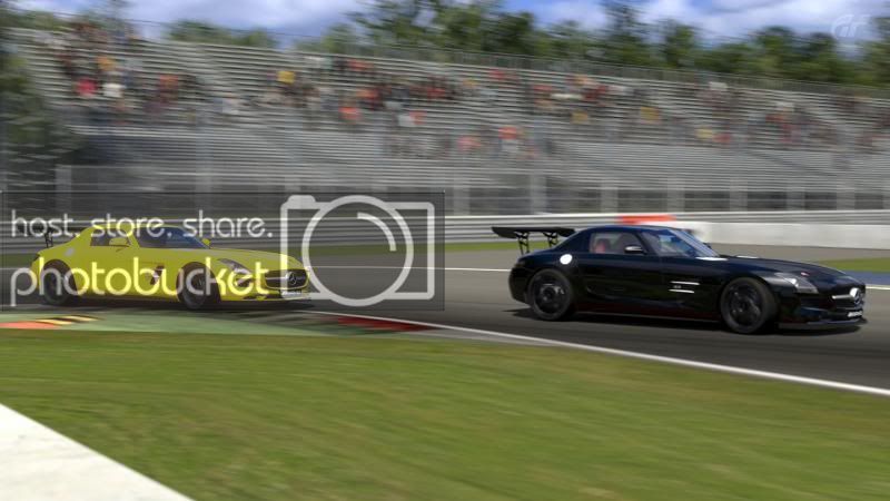 AutodromoNazionaleMonza_8_zpsaab02f39.jpg
