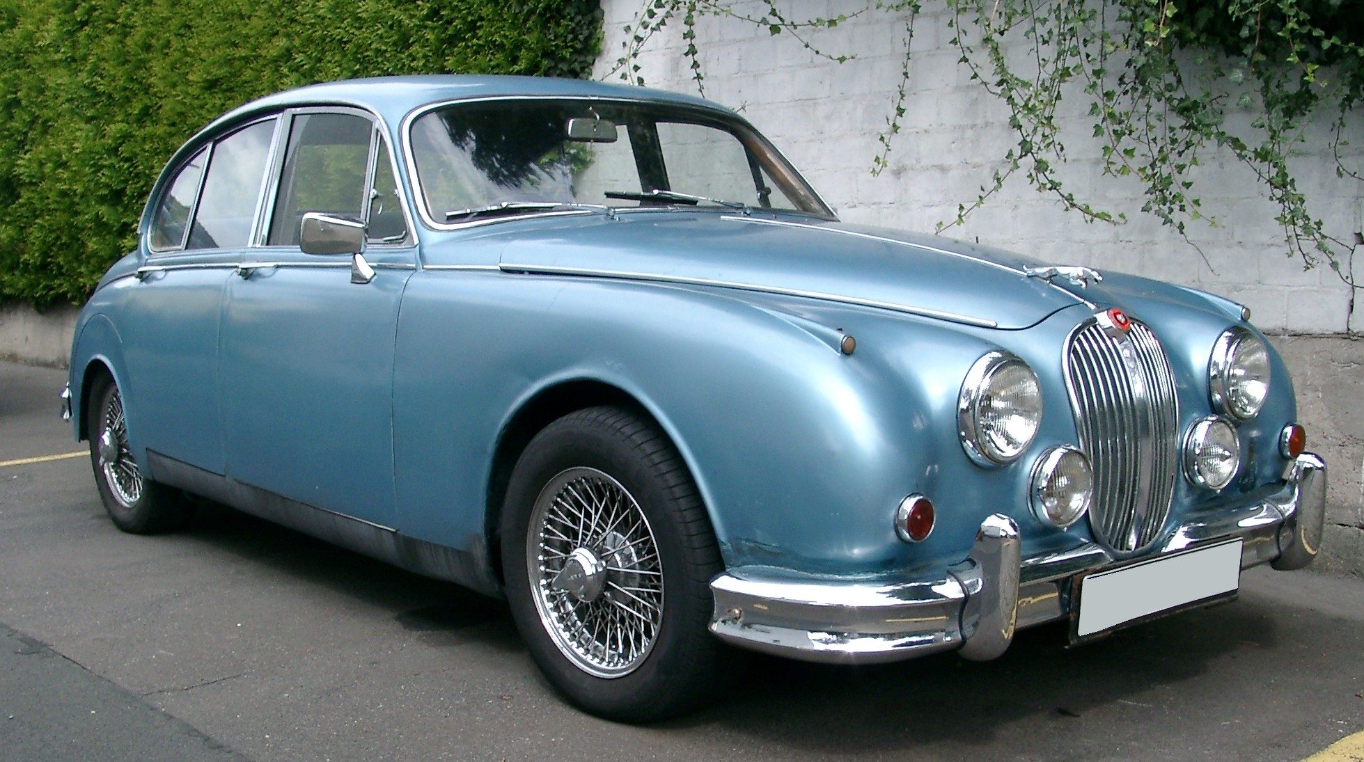 Jaguar_Mark2_front_20070822.jpg